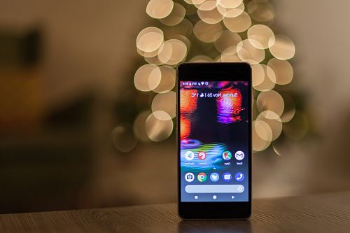 turn on black Android smartphone